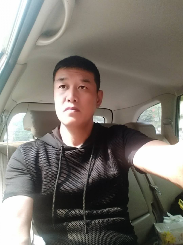 深爱的疯子的第一张照片--仙游相亲网