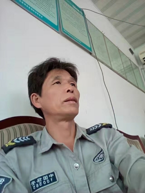 卧窗听雨的第一张照片--仙游相亲网
