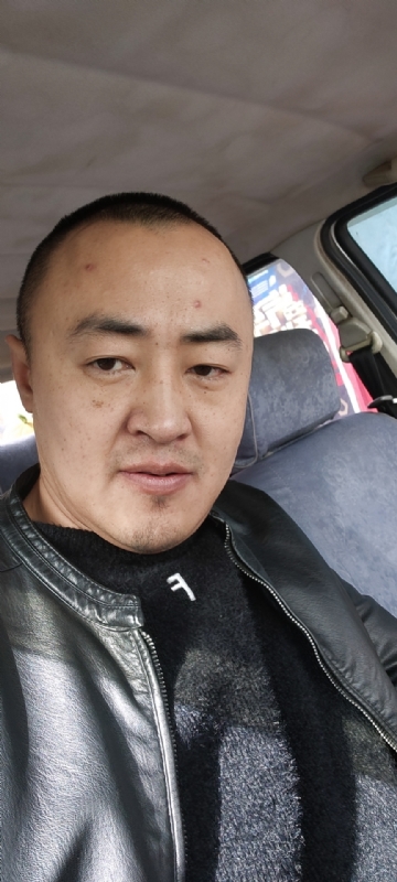 精神九哥的第一张照片--仙游相亲网