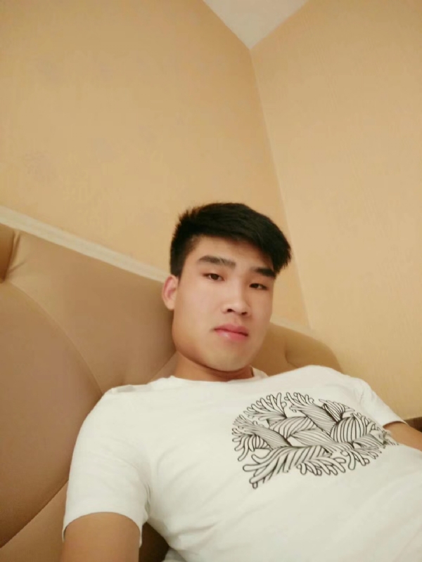 谁不曾孤单上路的第二张照片--仙游相亲网