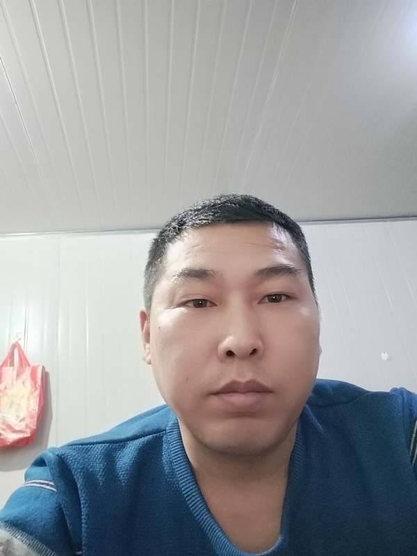 开着拖拉机去兜风的第一张照片--仙游相亲网
