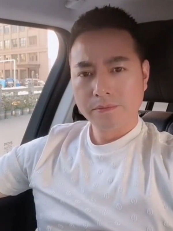 勿忘初心的第一张照片--仙游相亲网