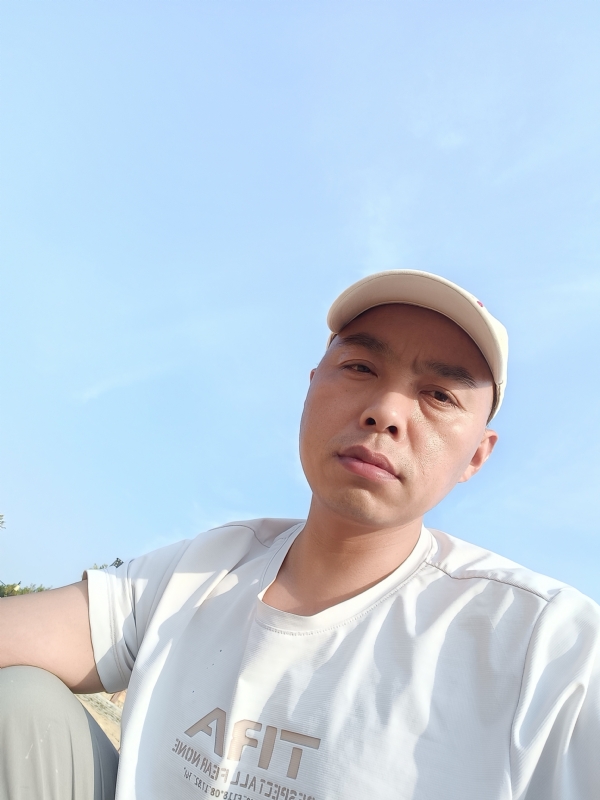 哥哥的第一张照片--仙游相亲网