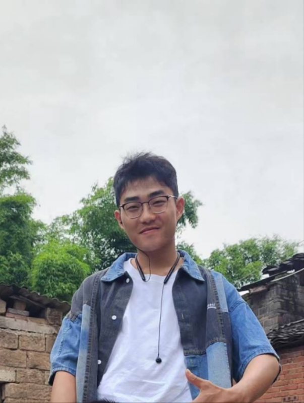 越努力越幸运的第一张照片--仙游相亲网