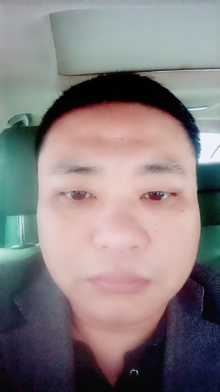 向日葵的第一张照片--仙游相亲网